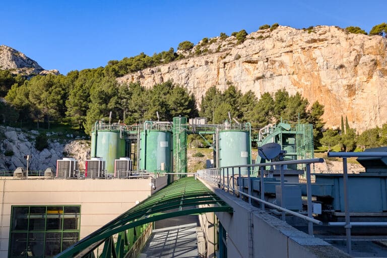 La Métropole et Suez augmentent la production de gaz vert issu des eaux usées