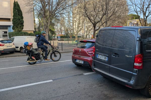 velo-cargo-enfant-rabatau