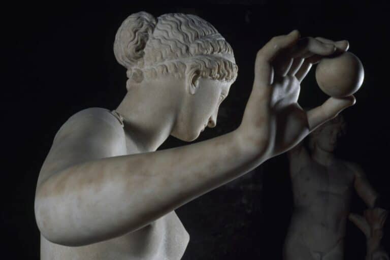 Le Louvre prête la Vénus au musée départemental Arles antique pour une expo événement