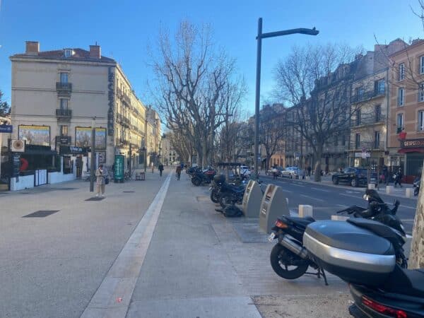 victor-hugo-avenue-aix-maroine-jit