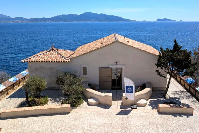 Au Frioul, la Villa Marine sensibilise les visiteurs sur la biodiversité