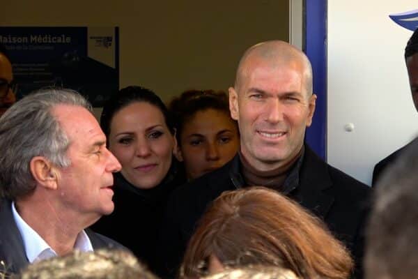 zinedine-zidane-castellane-maison-medicale-10